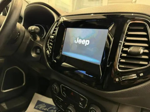 Jeep Compass 2.0 mjt Limited 4wd 140cv auto - Immagine 17