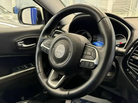 Jeep Compass 2.0 mjt Limited 4wd 140cv auto - Immagine 20