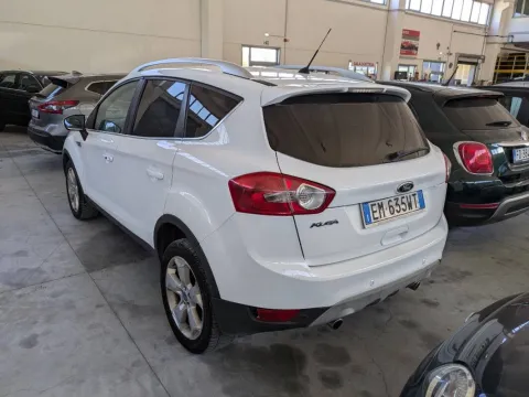 Ford Kuga 2.0 tdci + 4wd 163cv - Immagine 10