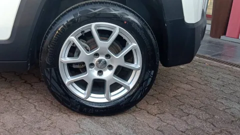 Jeep Renegade 1.6 mjt Limited 2wd 120cv - Immagine 4