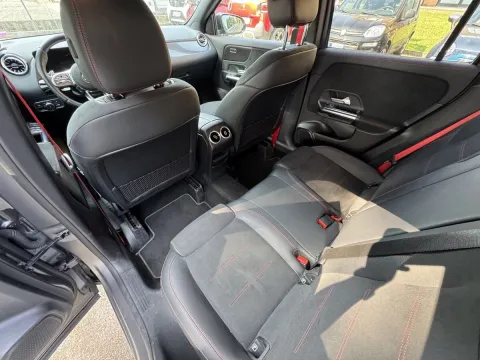 Mercedes GLA AMG 35 Race Edition 4matic auto - Immagine 25