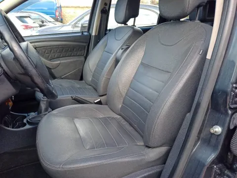 Dacia Duster 1.5 dci Laureate 4x2 110cv - Immagine 5