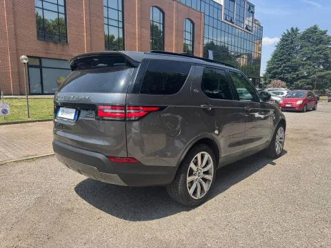 Land Rover Discovery 3.0 td6 HSE 249cv 7p.ti auto - Immagine 5