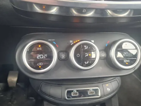 Fiat 500X 1.6 mjt Cross 130cv - Immagine 16