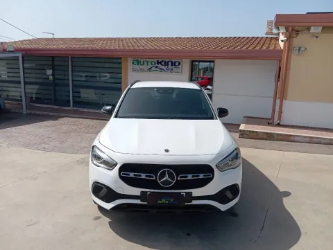 Mercedes GLA 200 d Sport Plus 4matic auto - Immagine 2