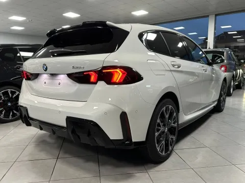 BMW 120d 48V MSport Pro auto - Immagine 3