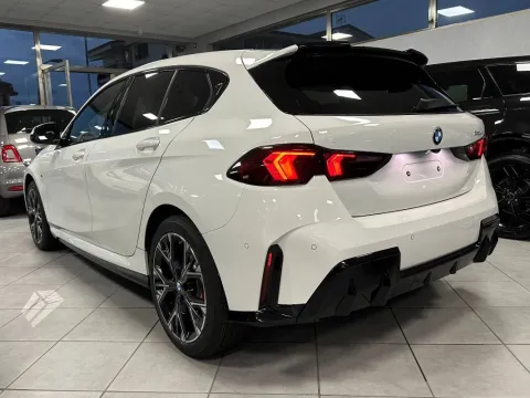 BMW 120d 48V MSport Pro auto - Immagine 4