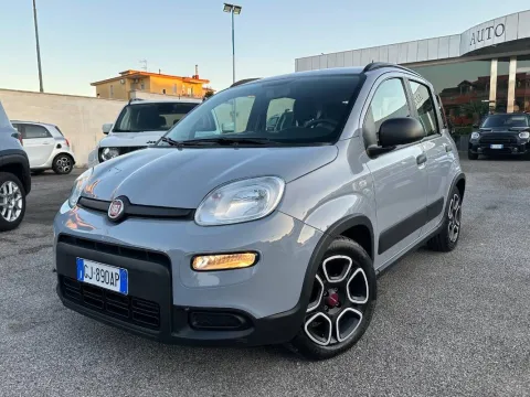 Fiat Panda 1.0 firefly hybrid City Life s&s 70cv - Immagine 2