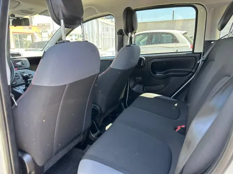 Fiat Panda 1.2 Lounge s&s 69cv my19 - Immagine 6