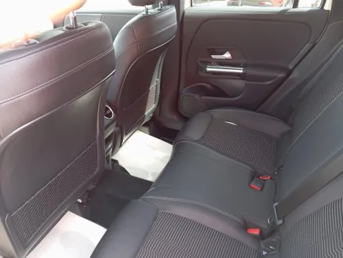 Mercedes GLA 200 d Sport Plus 4matic auto - Immagine 15