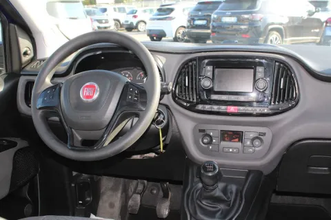 Volkswagen up! 5p 1.0 Move up! 60cv my20 - Immagine 9