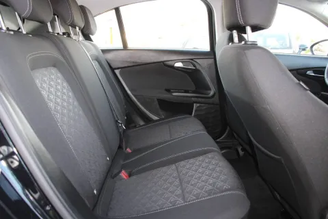 Nissan Qashqai 1.3 dig-t N-Connecta 140cv - Immagine 8