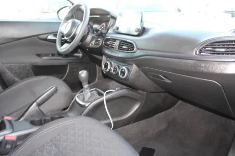 Nissan Qashqai 1.3 dig-t N-Connecta 140cv - Immagine 12