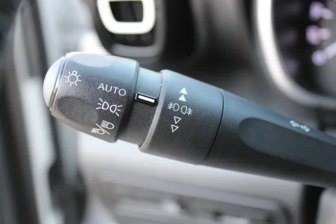 Citroen C3 Aircross 1.5 bluehdi Shine s&s 120cv eat6 - Immagine 20