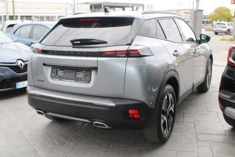 Peugeot 2008 1.2 puretech Allure s&s 130cv eat8 - Immagine 6