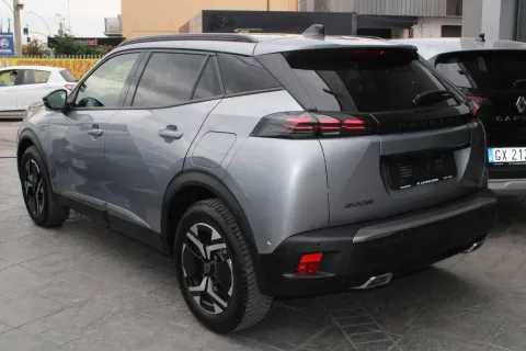 Peugeot 2008 1.2 puretech Allure s&s 130cv eat8 - Immagine 9