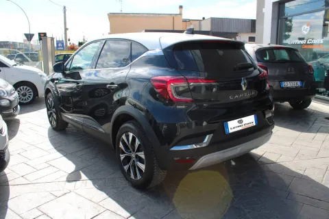 Renault Captur 1.0 tce Techno 90cv - Immagine 8