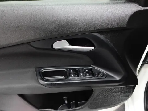 Fiat Tipo 5p 1.6 mjt S-Design s&s 120cv my20 - Immagine 24