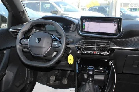 Peugeot 2008 1.2 puretech Allure s&s 100cv - Immagine 9