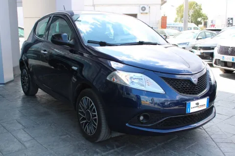 Lancia Ypsilon 1.2 Gold ecochic Gpl 69cv my19 - Immagine 4