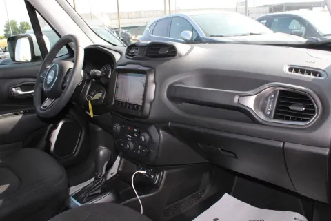 Jeep Renegade 1.5 turbo t4 mhev Limited 2wd 130cv dct - Immagine 12