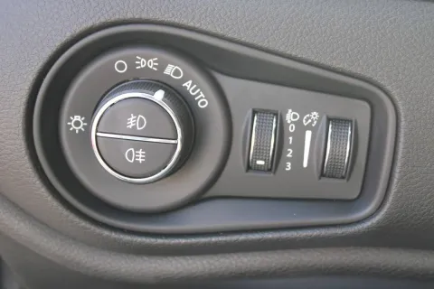 Jeep Renegade 1.5 turbo t4 mhev Limited 2wd 130cv dct - Immagine 19