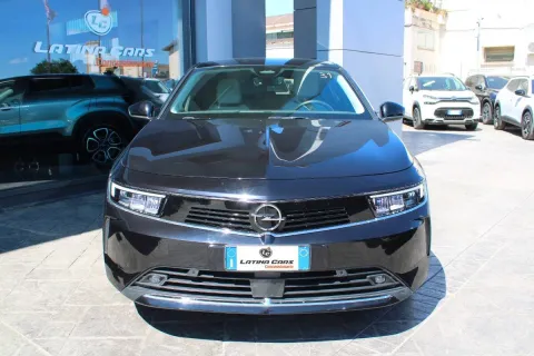 Opel Astra 1.5 Business Elegance s&s 130cv at8 - Immagine 3
