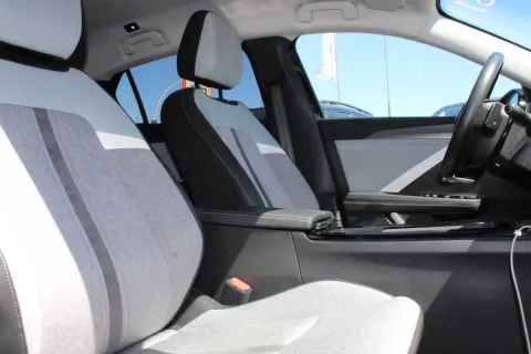 Opel Astra 1.5 Business Elegance s&s 130cv at8 - Immagine 13