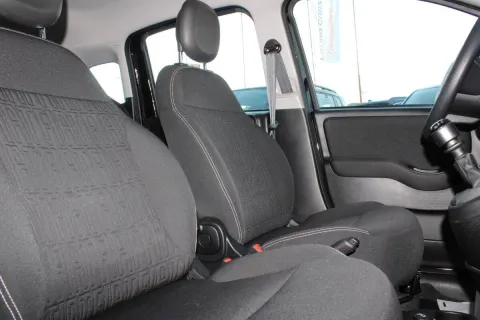Fiat Panda 1.0 firefly hybrid s&s 70cv - Immagine 10