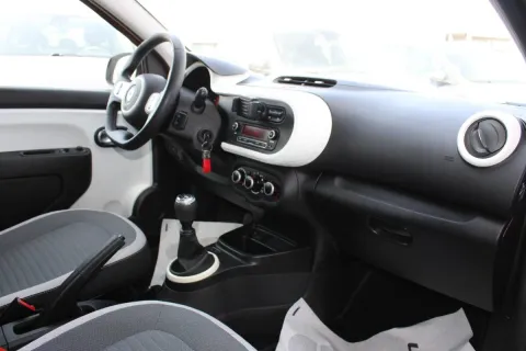 Renault Twingo 1.0 sce Life 65cv - Immagine 13