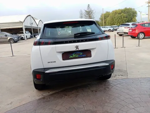 Peugeot 2008 1.2 puretech Active s&s 100cv - Immagine 5