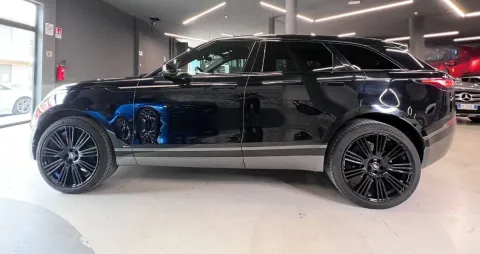 Land Rover Range Rover Velar 2.0d i4 R-Dynamic S 240cv auto my19 - Immagine 4