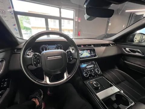Land Rover Range Rover Velar 2.0d i4 R-Dynamic S 240cv auto my19 - Immagine 11