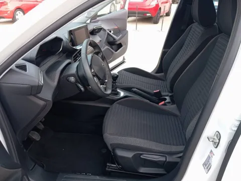 Peugeot 2008 1.2 puretech Active s&s 100cv - Immagine 11