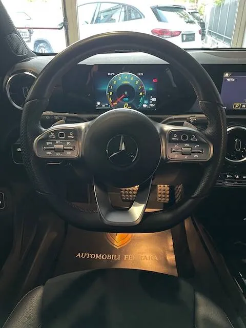 Mercedes A 250 e phev (eq-power) Premium auto - Immagine 3