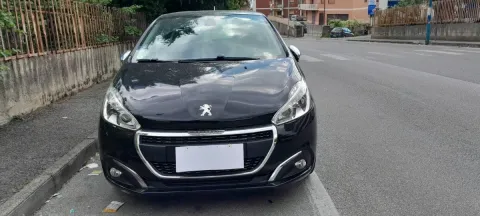 Peugeot 208 5p 1.6 bluehdi Allure 75cv - Immagine 2