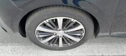 Peugeot 208 5p 1.6 bluehdi Allure 75cv - Immagine 9