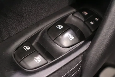 Nissan Qashqai 1.6 dci Business 2wd 130cv xtronic - Immagine 23