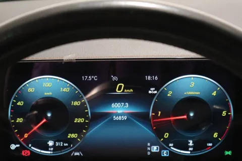 Mercedes GLA 200 d Premium auto - Immagine 13