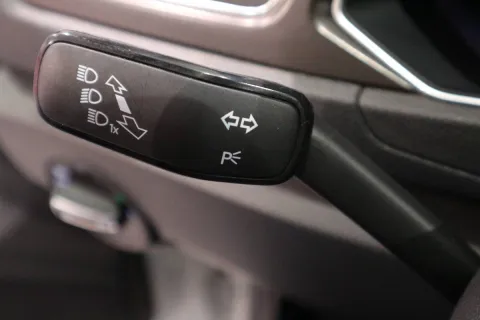 Volkswagen T-Roc 1.6 tdi Style - Immagine 19