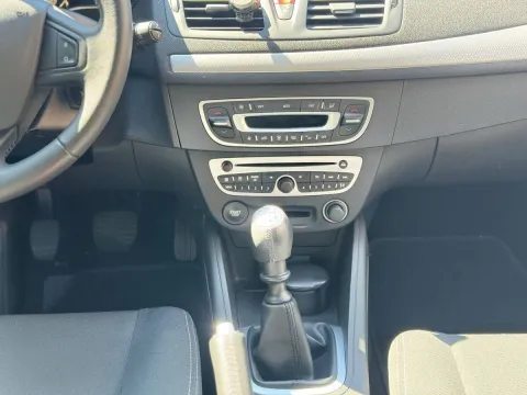 Renault Megane 1.6 16v Confort - Immagine 20