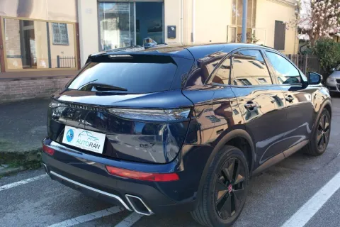 DS DS7 1.6 e-tense phev Performance Line+ 225cv auto - Immagine 6