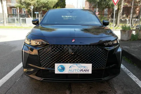 DS DS7 1.6 e-tense phev Performance Line+ 225cv auto - Immagine 9