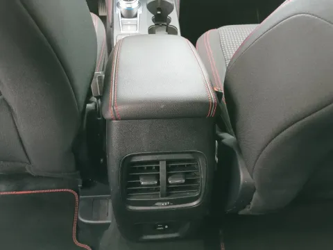 Ford Kuga 2.5 full hybrid ST-Line awd 190cv cvt - Immagine 18