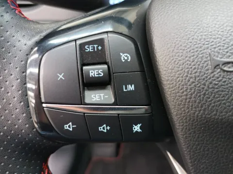 Ford Kuga 2.5 full hybrid ST-Line awd 190cv cvt - Immagine 22