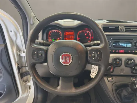 Fiat Panda 1.2 easypower Lounge Gpl 69cv - Immagine 10