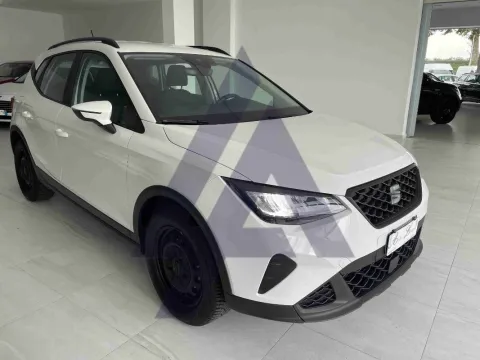 Seat Arona 1.0 tgi Xperience 90cv - Immagine 2