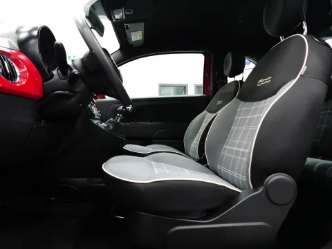 Fiat 500 1.0 hybrid Lounge 70cv - Immagine 24