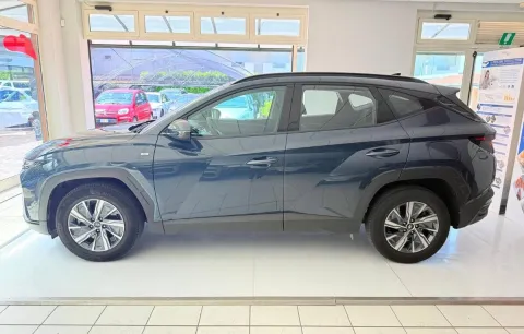 Hyundai Tucson 1.6 t-gdi 48V Xtech 2wd imt - Immagine 8