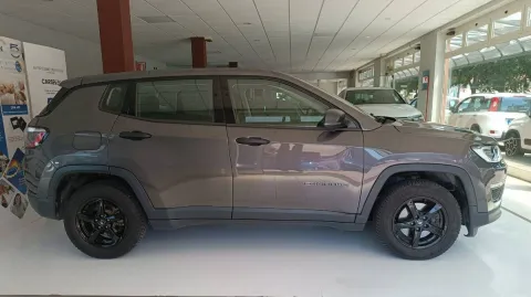 Jeep Compass 1.4 m-air Sport 2wd 140cv my19 - Immagine 4